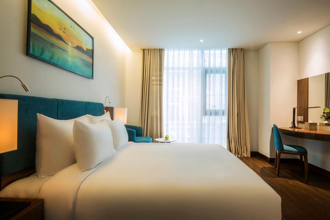 Maximilan Hotel Đà Nẵng